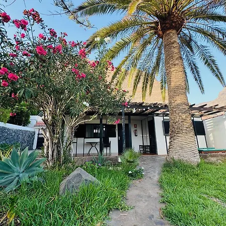 Gerardo Miraflor * La Playa de la Calera