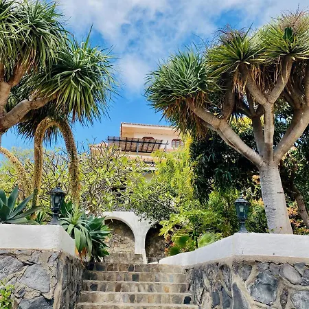Gerardo Miraflor La Playa de la Calera